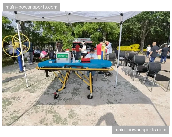 现场人员不仅是服务者 更是本季度赛事碎片化内容的生产者